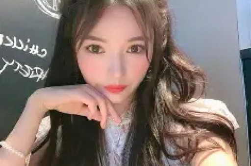 曝知名网红塌房！表面立爱国人设疯狂捞金背地砸6百万移民法国