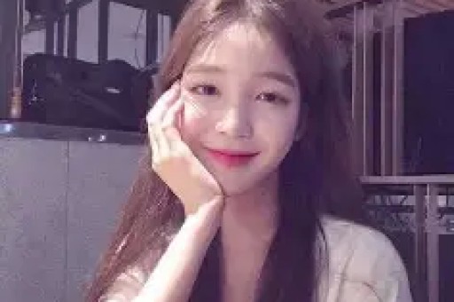 不提其名全网都知道说的是谁：直播带货的信任底线该守住了